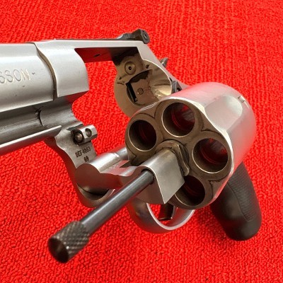 SMITH & WESSON MODEL 69 COMBAT MAGNUM .44 MAGNUM - Image 11 of 14