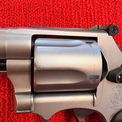 SMITH & WESSON MODEL 69 COMBAT MAGNUM .44 MAGNUM - Image 4 of 14