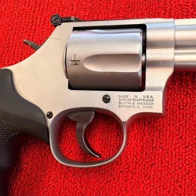 SMITH & WESSON MODEL 69 COMBAT MAGNUM .44 MAGNUM - Image 8 of 14