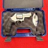 SMITH & WESSON MODEL 69 COMBAT MAGNUM .44 MAGNUM - Image 1 of 15