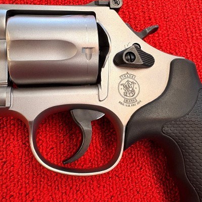 SMITH & WESSON MODEL 69 COMBAT MAGNUM .44 MAGNUM - Image 12 of 15
