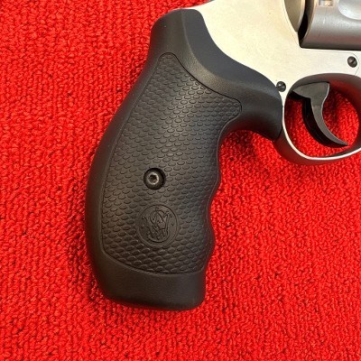 SMITH & WESSON MODEL 69 COMBAT MAGNUM .44 MAGNUM - Image 4 of 15