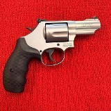 SMITH & WESSON MODEL 69 COMBAT MAGNUM .44 MAGNUM - Image 5 of 15