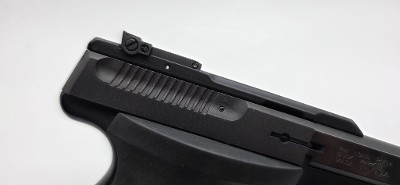 BROWNING BUCK MARK .22 LR - Image 8 of 10