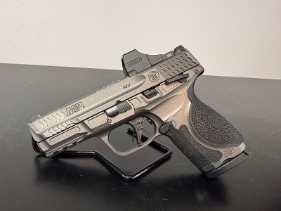 SMITH & WESSON M&P 9 METAL SERIES / HOLOSUN SCS MP2 9MM LUGER (9x19 PARA) - Image 2 of 15