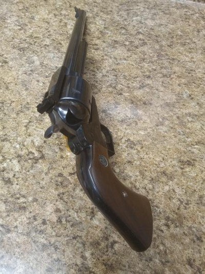 RUGER NEW MODEL SUPER BLACKHAWK .44 MAGNUM - Image 3 of 5