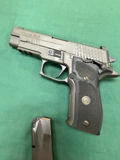 SIG SAUER P226 LEGION 9MM LUGER (9X19 PARA) - Image 14 of 16