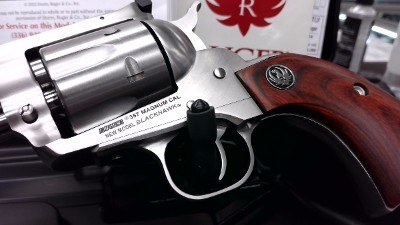 RUGER NEW MODEL BLACKHAWK - STAINLESS .357 MAG - Image 2 of 9