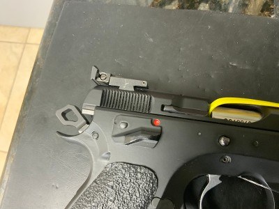 CZ CZ 75 SP-01 SHADOW9MM LUGER (9x19 PARA) - Image 4 of 10