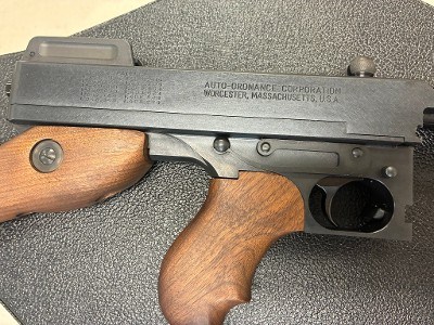 THOMPSON 1927A-1 .45 ACP - Image 4 of 8