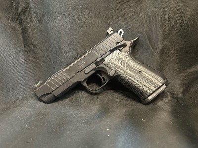 KIMBER KDS9C BLACK 9MM LUGER (9x19 PARA) - Image 1 of 8