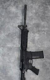 COLT M4 CARBINE 5.56X45MM NATO - Image 1 of 6