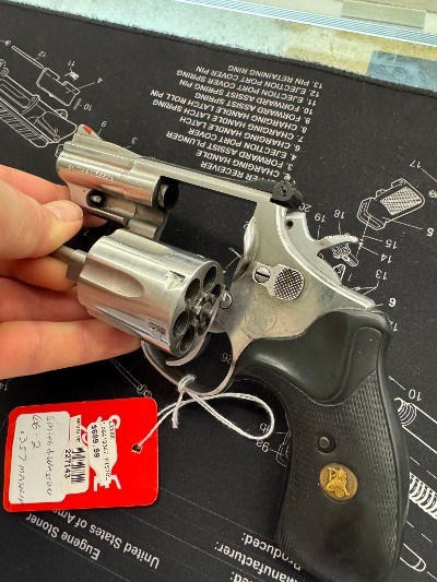 SMITH & WESSON 66-2 .357 MAG - Image 9 of 14