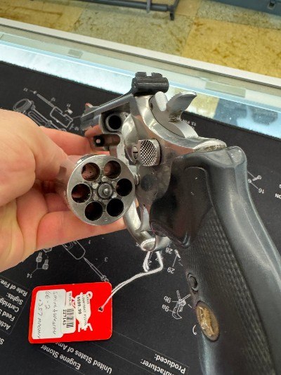 SMITH & WESSON 66-2 .357 MAG - Image 8 of 14