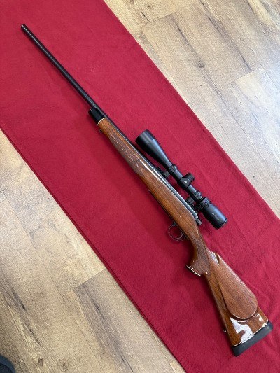 REMINGTON REMINGTON 700 BDL DELUXE 300 WIN VORTEX SCOPE .300 win mag - Image 1 of 7