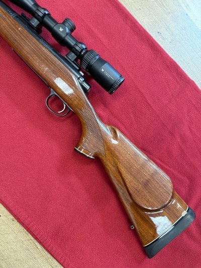 REMINGTON REMINGTON 700 BDL DELUXE 300 WIN VORTEX SCOPE .300 win mag - Image 2 of 7