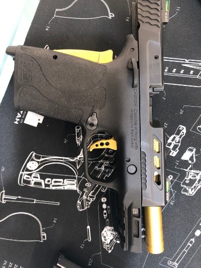 SMITH & WESSON M&P 9 SHIELD EZ 9MM LUGER (9x19 PARA) - Image 8 of 11