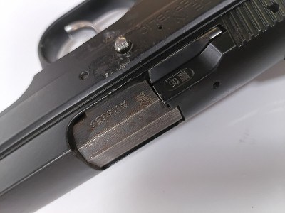 CZ cz 40B .40 S&W - Image 16 of 25