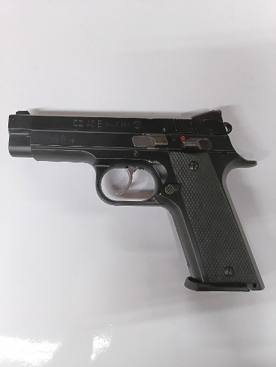 CZ cz 40B .40 S&W - Image 2 of 25