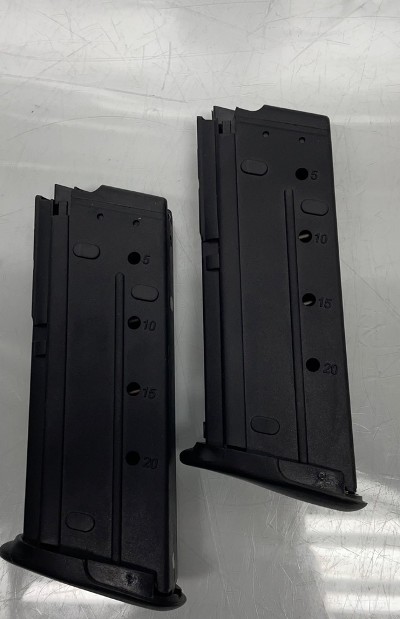 FN FIVE-SEVEN 5.7x28mm - Image 6 of 21