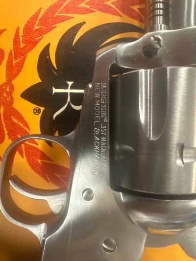 RUGER NEW MODEL BLACKHAWK CONVERTIBLE .357 MAG - Image 4 of 6