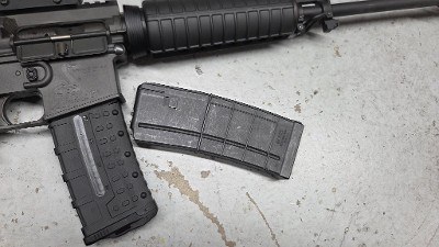 BUSHMASTER CARBON-15 AR15 W/ RED DOT 5.56X45MM NATO - Image 10 of 14