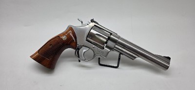 SMITH & WESSON 657-2 .41 REM MAG - Image 6 of 10