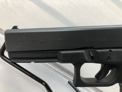 GLOCK 20 GEN4 10MM - Image 12 of 16