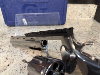 COLT ANACONDA .44 MAGNUM - Image 5 of 7