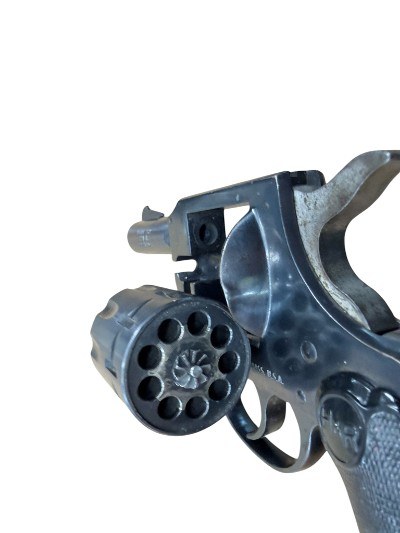 H&R 929 .22 LR - Image 6 of 7