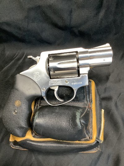 ROSSIm877 .357 MAG - Image 3 of 12