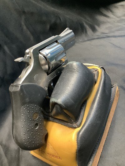 ROSSIm877 .357 MAG - Image 9 of 12