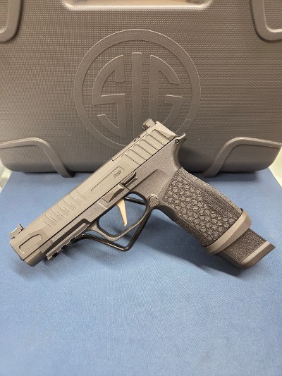 SIG SAUER P365 FUSE 9MM LUGER (9X19 PARA) - Image 3 of 3