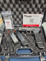SIG SAUER P365 FUSE 9MM LUGER (9X19 PARA) - Image 1 of 3