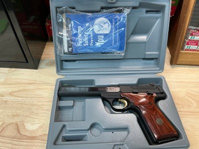 BROWNING buckmark pro target .22 LR