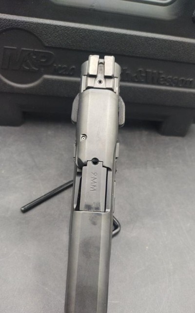 SMITH & WESSON M&P 9 M2.0 9MM LUGER (9x19 PARA) - Image 4 of 11