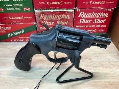 HIGH STANDARD MFG CO sentinel r-101 .22 LR - Image 2 of 6