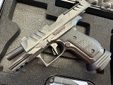 WALTHER ARMS PDP SF COMPACT 9MM LUGER (9X19 PARA) - Image 1 of 8