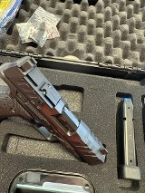WALTHER ARMS PDP SF COMPACT 9MM LUGER (9X19 PARA) - Image 6 of 8