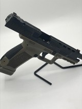 CENTURY ARMS TP9 sfx 9MM LUGER (9x19 PARA) - Image 10 of 12