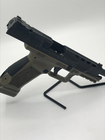 CENTURY ARMS TP9 sfx 9MM LUGER (9x19 PARA) - Image 10 of 12