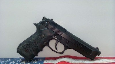 BERETTA 96 .40 - Image 7 of 9
