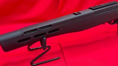RUGER 10/22 .22 LONG - Image 8 of 12