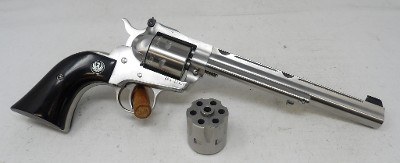 RUGER NEW MODEL SINGLE-SIX .22LR/.22MAG - Image 1 of 7