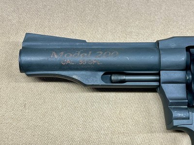ROCK ISLAND ARMORY M200 .38 SPL - Image 3 of 5