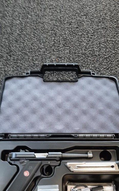 RUGER MARK IV .22 LR - Image 1 of 12