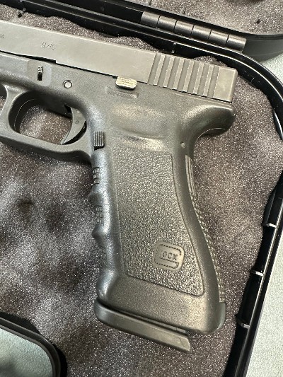 GLOCK 17 Gen 3 9MM LUGER (9x19 PARA) - Image 3 of 7