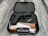 GLOCK 22 GEN 4 40 Smith & Wesson - Image 4 of 4