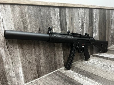 UMAREX HK MP5 RIFLE .22 LR - Image 2 of 7