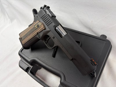 ROCK ISLAND ARMORY M1911 A2 .22 TCM - Image 6 of 7